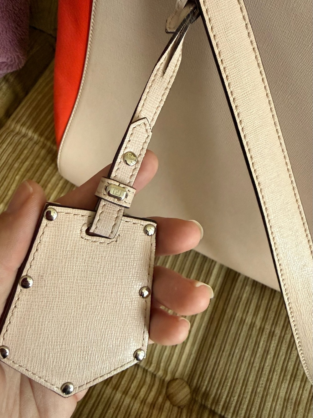 Fendi Peekaboo Medium Leather Tote in Pale Pink - Picture 14 of 16